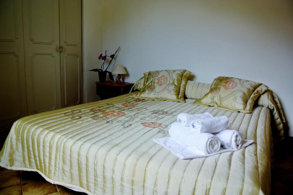 Hotel Residence San Pieru Tarcu Oda fotoğraf