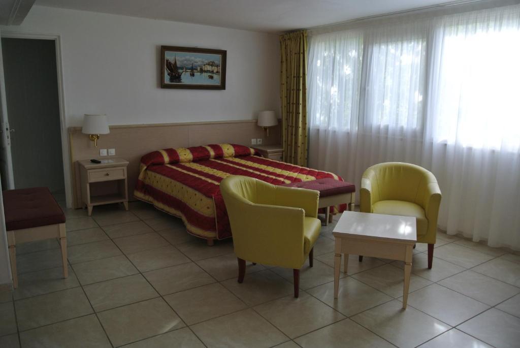 Hotel Residence San Pieru Tarcu Oda fotoğraf