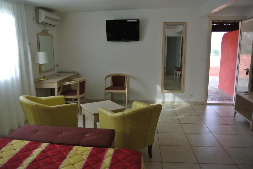 Hotel Residence San Pieru Tarcu Oda fotoğraf